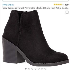 Soda black booties